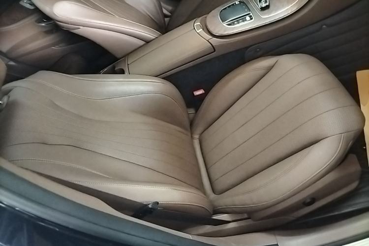 Used Mercedes-Benz E-Class 2020 E 300 L Luxury Model Right Front Seat