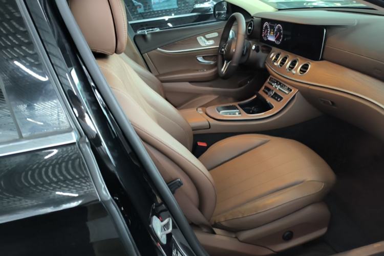 Used Mercedes-Benz E-Class 2020 E 300 L Luxury Model Right Front Seat