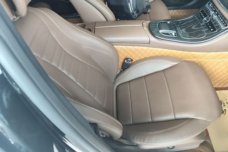 Used Mercedes-Benz E-Class 2020 Restyled E 300 L Sporty and Stylish Edition Right Front Seat