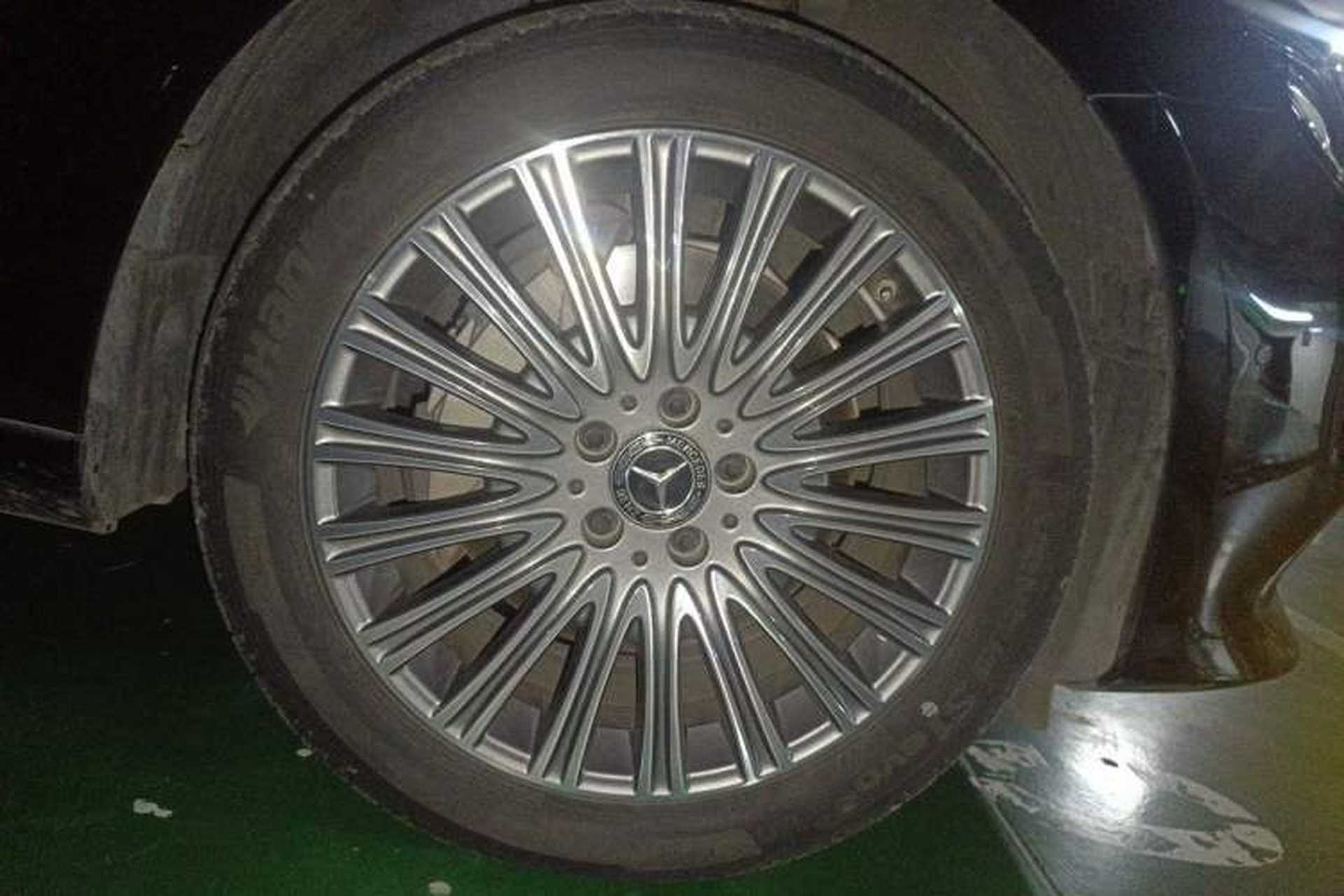Used Mercedes-Benz E-Class 2020 Facelift E 300 L Stylish Edition Right Front Wheel Hub