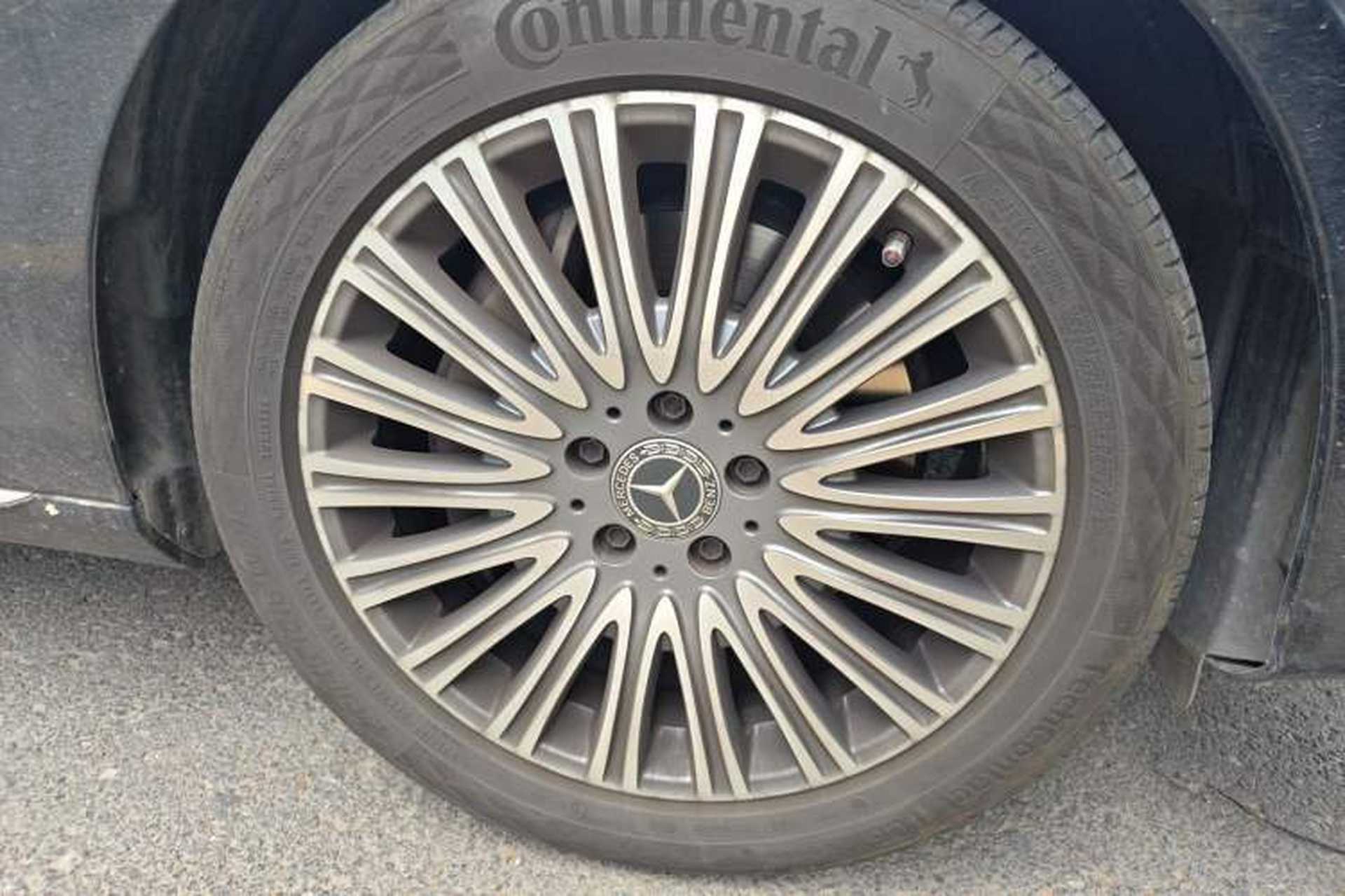 Used Mercedes-Benz E-Class 2020 Facelift E 300 L Stylish Edition Right Front Wheel Hub