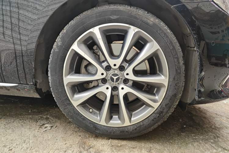 Used Mercedes-Benz E-Class 2020 Facelift E 260 L Right Front Wheel Hub