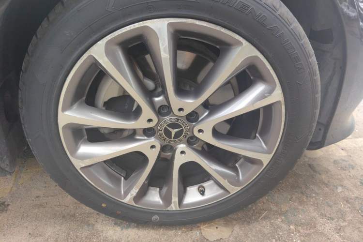 Used Mercedes-Benz E-Class 2020 Facelift E 260 L Right Front Wheel Hub