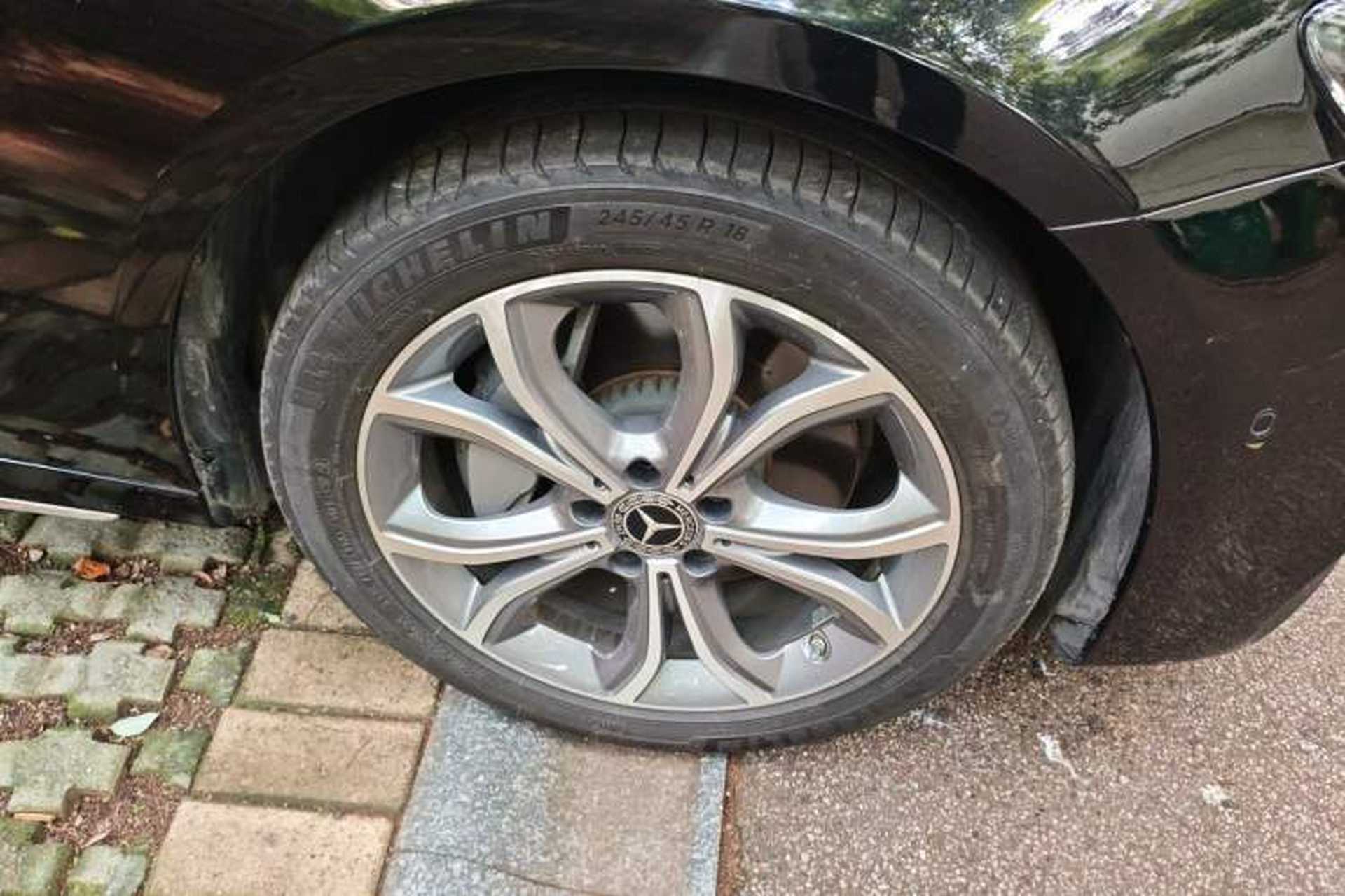Used Mercedes-Benz E-Class 2020 E 300 L Sport Luxury Edition Right Front Wheel Hub