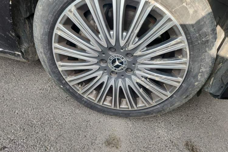 Used Mercedes-Benz E-Class 2020 Facelift E 300 L Stylish Edition Right Front Wheel Hub