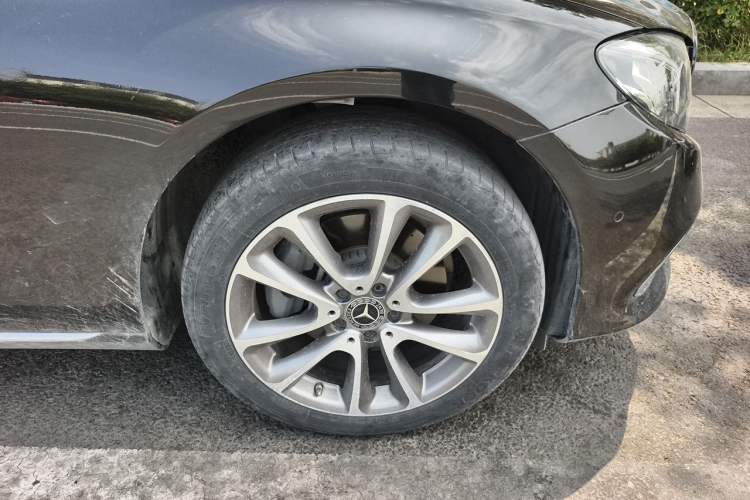 Used Mercedes-Benz E-Class 2020 Facelift E 260 L Right Front Wheel Hub