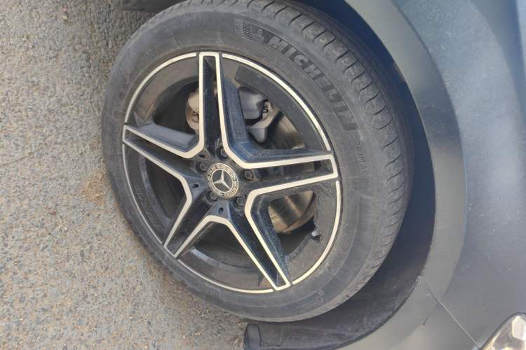 Used Mercedes-Benz E-Class 2020 Facelift E 260 Sport Edition Right Front Wheel Hub