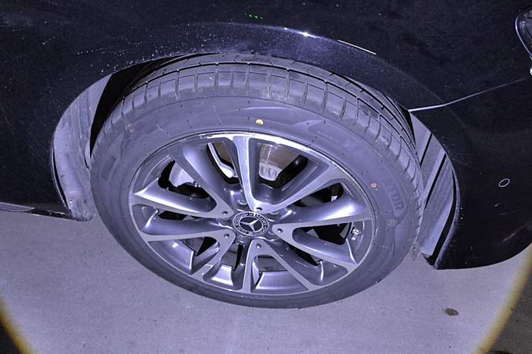 Used Mercedes-Benz E-Class 2020 Facelift E 260 L Right Front Wheel Hub