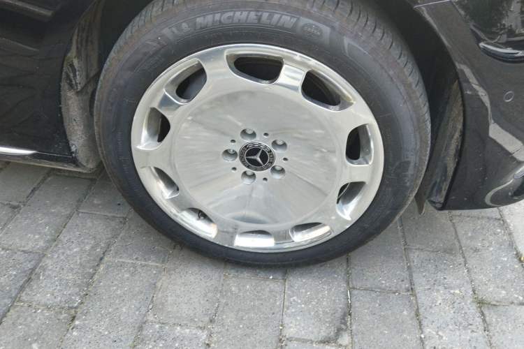 Used Mercedes-Benz E-Class 2020 E 300 L Stylish Model Right Front Wheel Hub