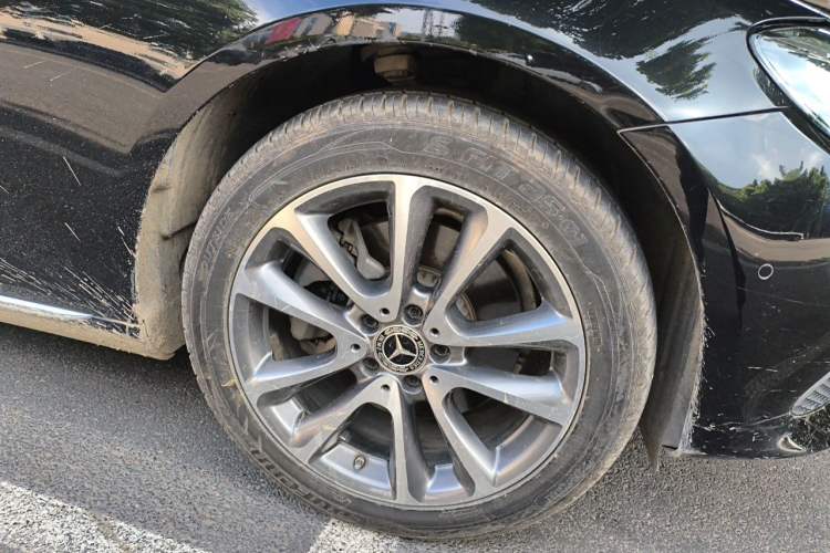 Used Mercedes-Benz E-Class 2020 Facelift E 260 L Right Front Wheel Hub