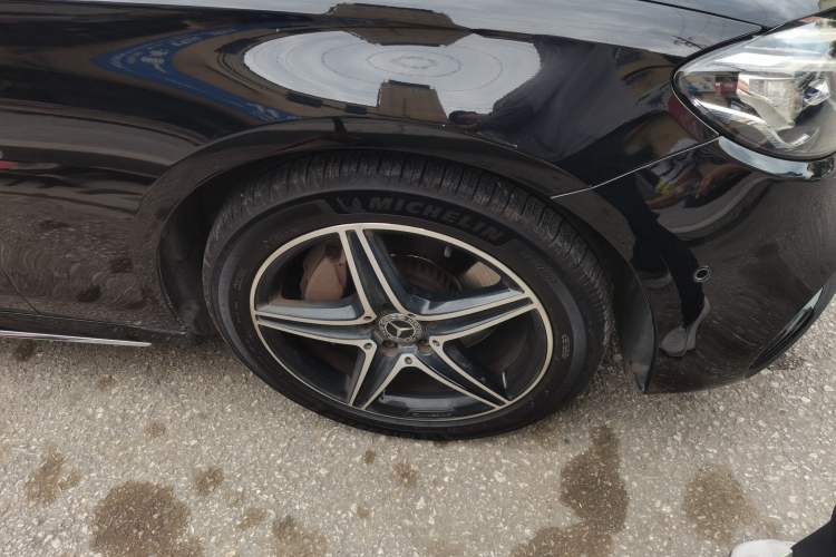 Used Mercedes-Benz E-Class 2020 E 300 L Sport Luxury Edition Right Front Wheel Hub