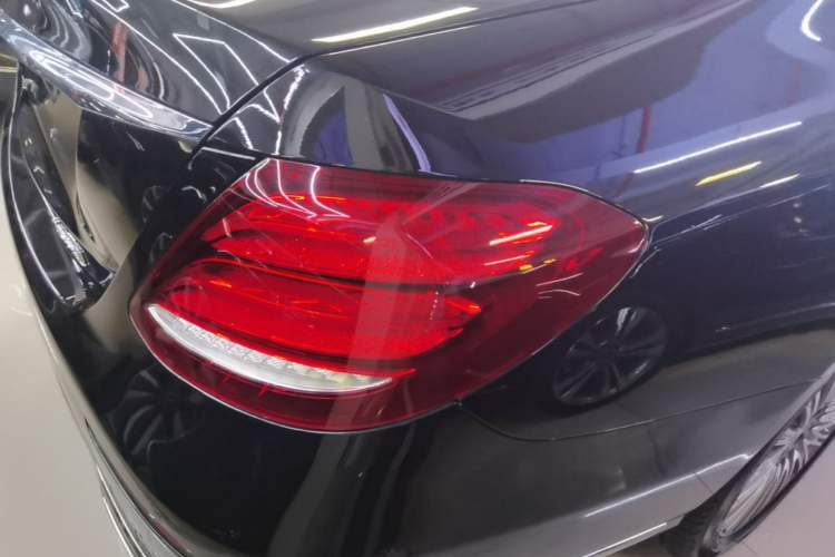 Used Mercedes-Benz E-Class 2020 Facelift E 300 L Stylish Edition Right Rear Taillight