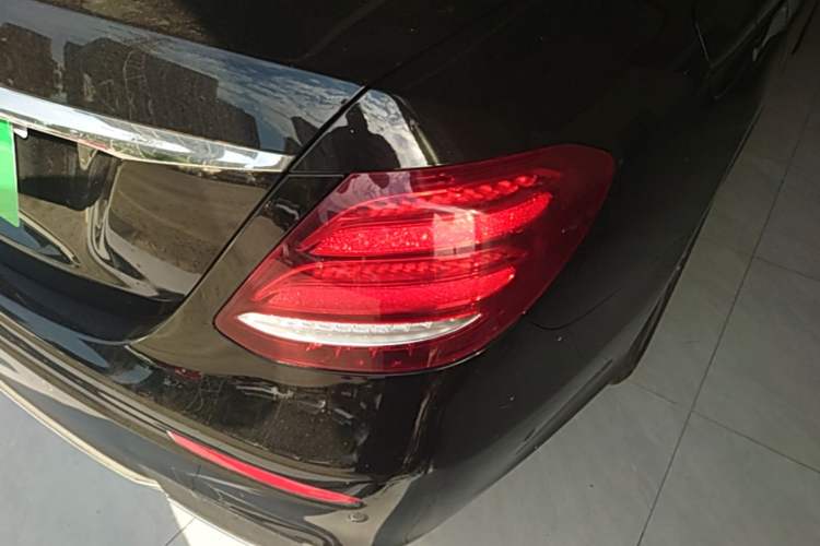 Used Mercedes-Benz E-Class 2020 Restyled E 300 L Sporty and Stylish Edition Right Rear Taillight