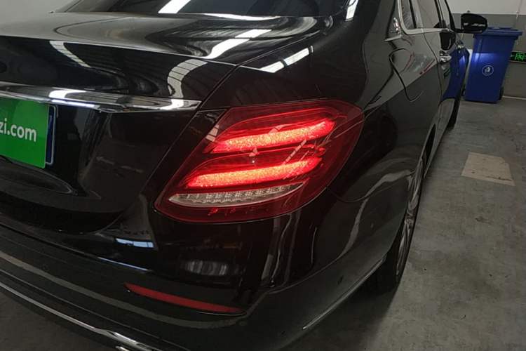 Used Mercedes-Benz E-Class 2020 Facelift E 260 L Right Rear Taillight