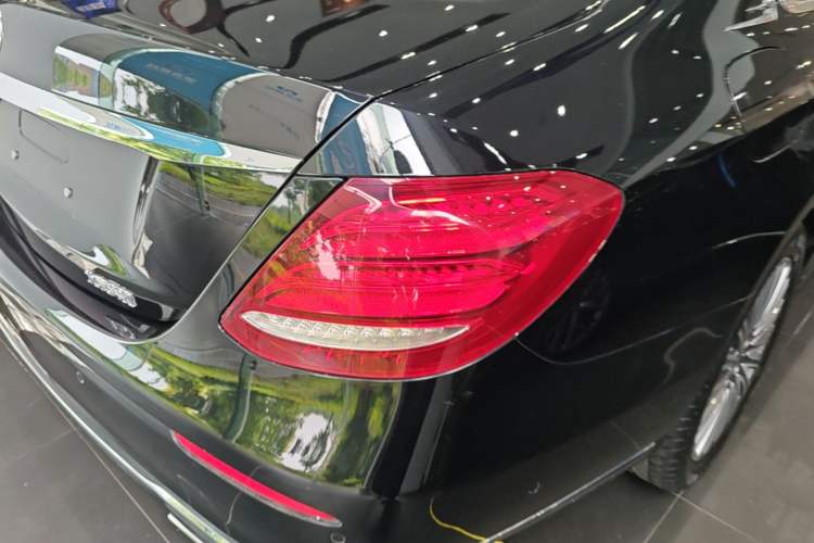 Used Mercedes-Benz E-Class 2020 Facelift E 300 L Stylish Edition Right Rear Taillight