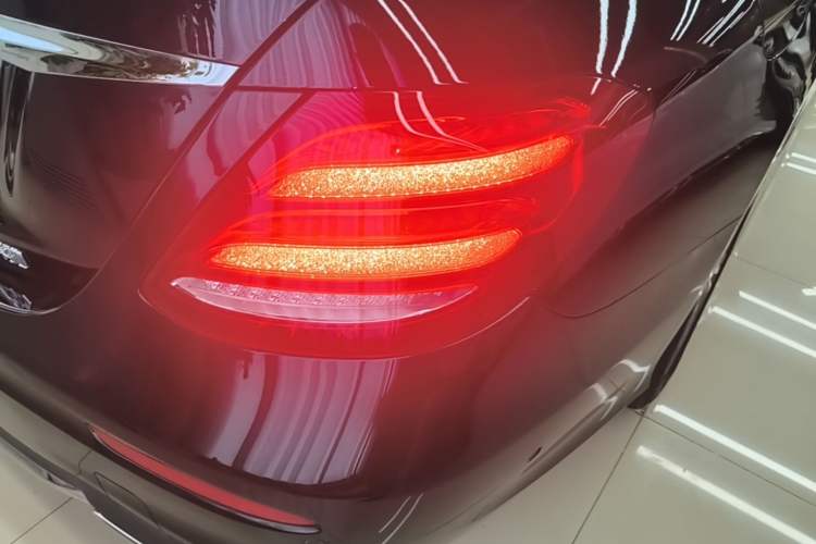 Used Mercedes-Benz E-Class 2020 E 300 L Sporty and Stylish Model Right Rear Taillight