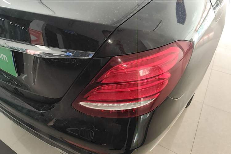 Used Mercedes-Benz E-Class 2020 E 300 L Stylish Model Right Rear Taillight