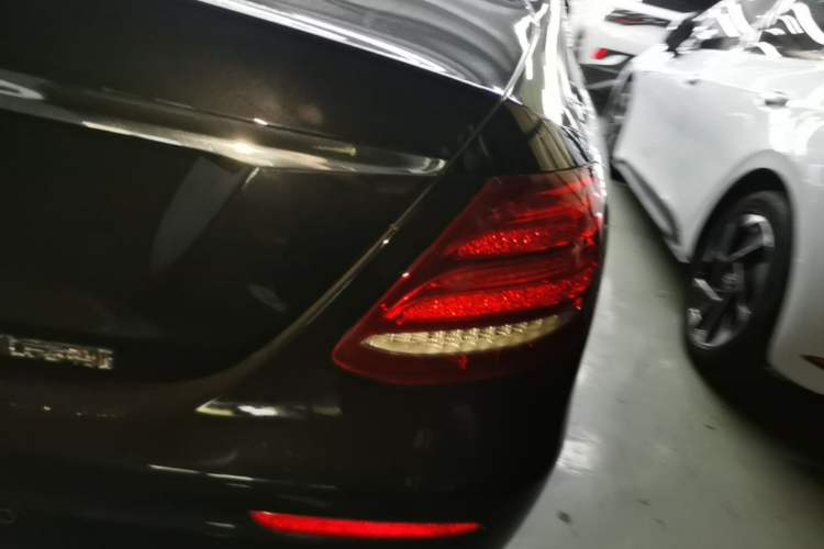 Used Mercedes-Benz E-Class 2020 Restyled E 300 L Sporty and Stylish Edition Right Rear Taillight