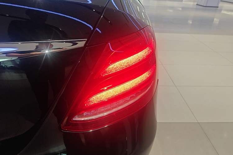 Used Mercedes-Benz E-Class 2020 Facelift E 260 L Sport Edition Right Rear Taillight