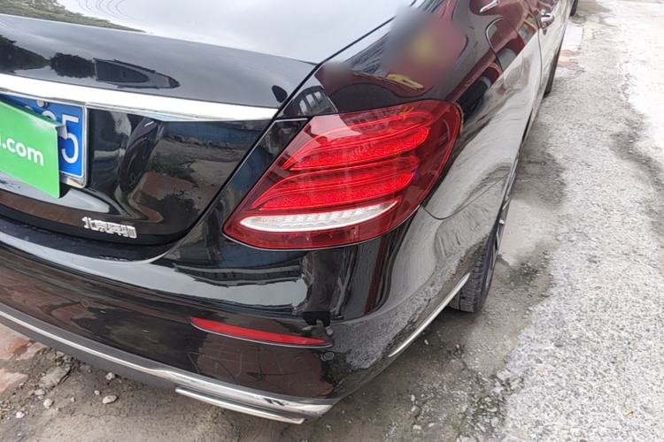 Used Mercedes-Benz E-Class 2020 E 300 L Luxury Model Right Rear Taillight