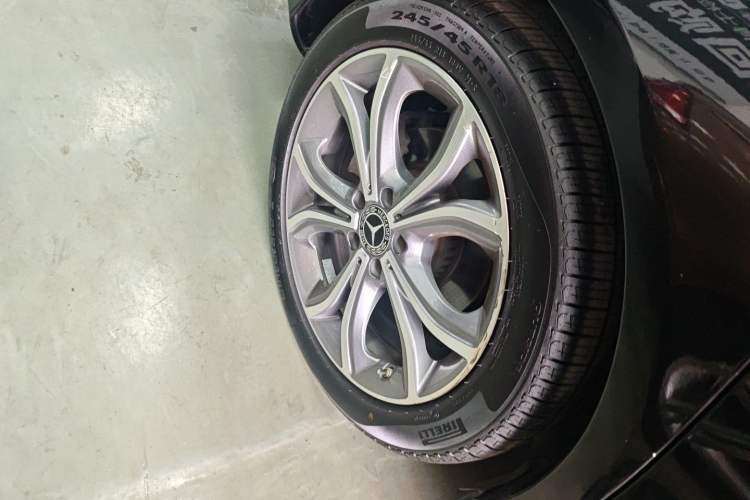 Used Mercedes-Benz E-Class 2020 E 300 L Sport Luxury Edition Right Rear Wheel Hub