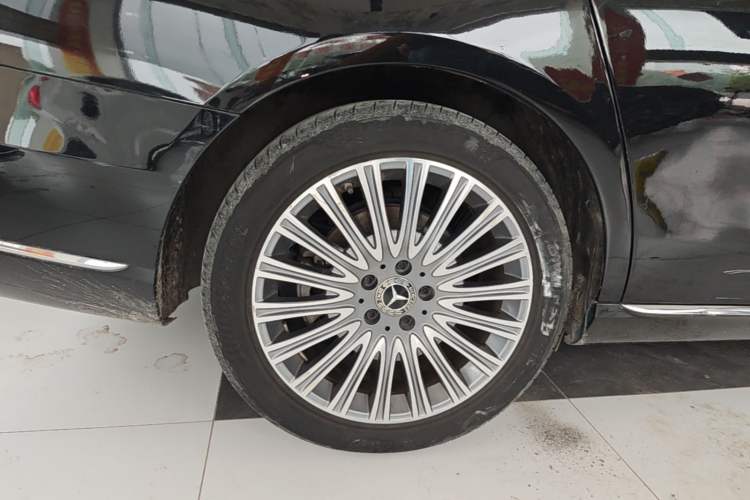 Used Mercedes-Benz E-Class 2020 E 300 L Stylish Model Right Rear Wheel Hub