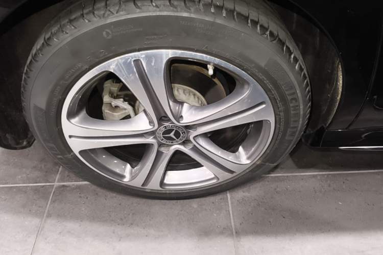 Used Mercedes-Benz E-Class 2020 Facelift E 260 L Sport Edition Right Rear Wheel Hub