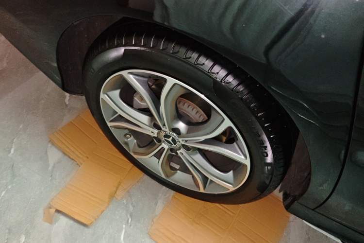 Used Mercedes-Benz E-Class 2020 E 300 L Sport Luxury Edition Right Rear Wheel Hub