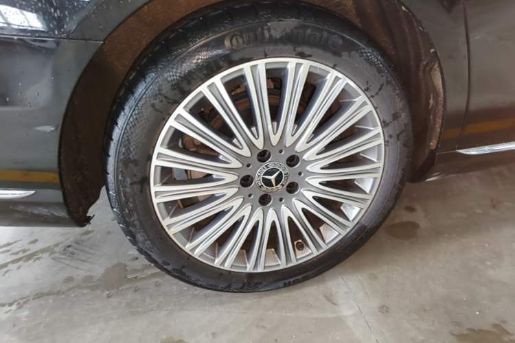 Used Mercedes-Benz E-Class 2020 Restyled E 300 L Exclusive Edition Right Rear Wheel Hub