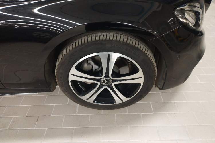 Used Mercedes-Benz E-Class 2020 Facelift E 260 L Sport Edition Right Rear Wheel Hub