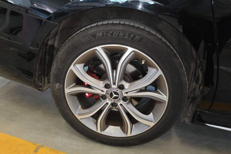 Used Mercedes-Benz E-Class 2020 E 300 L Sport Luxury Edition Right Rear Wheel Hub