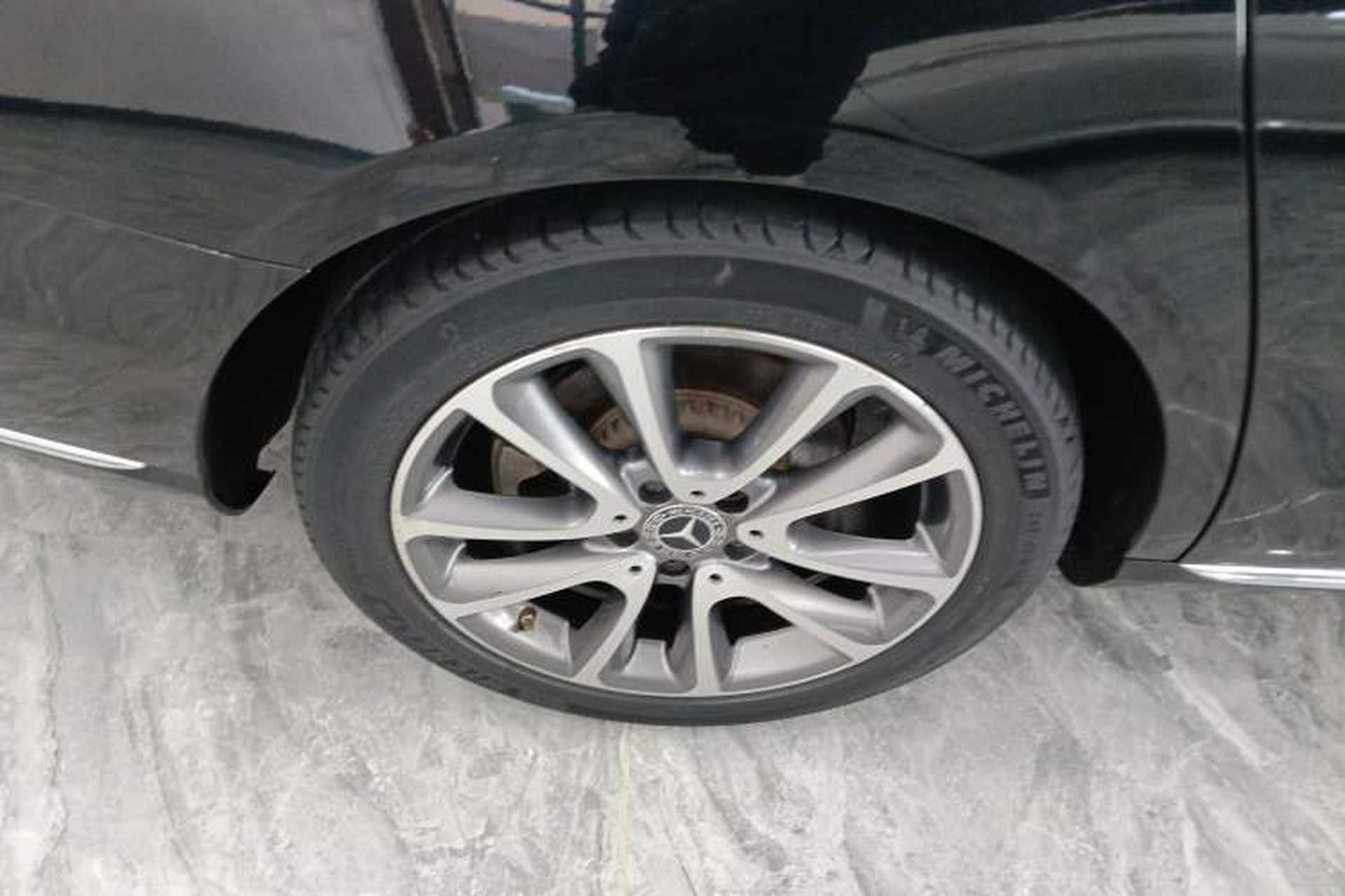 Used Mercedes-Benz E-Class 2020 E 260 L Right Rear Wheel Hub
