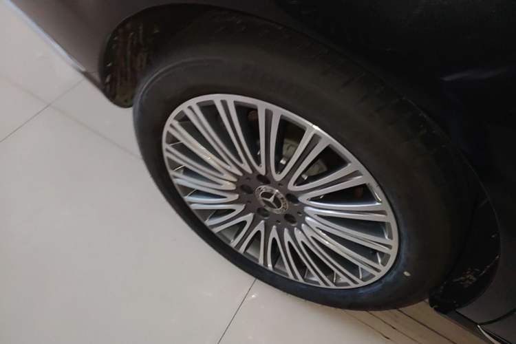 Used Mercedes-Benz E-Class 2020 E 300 L Stylish Model Right Rear Wheel Hub