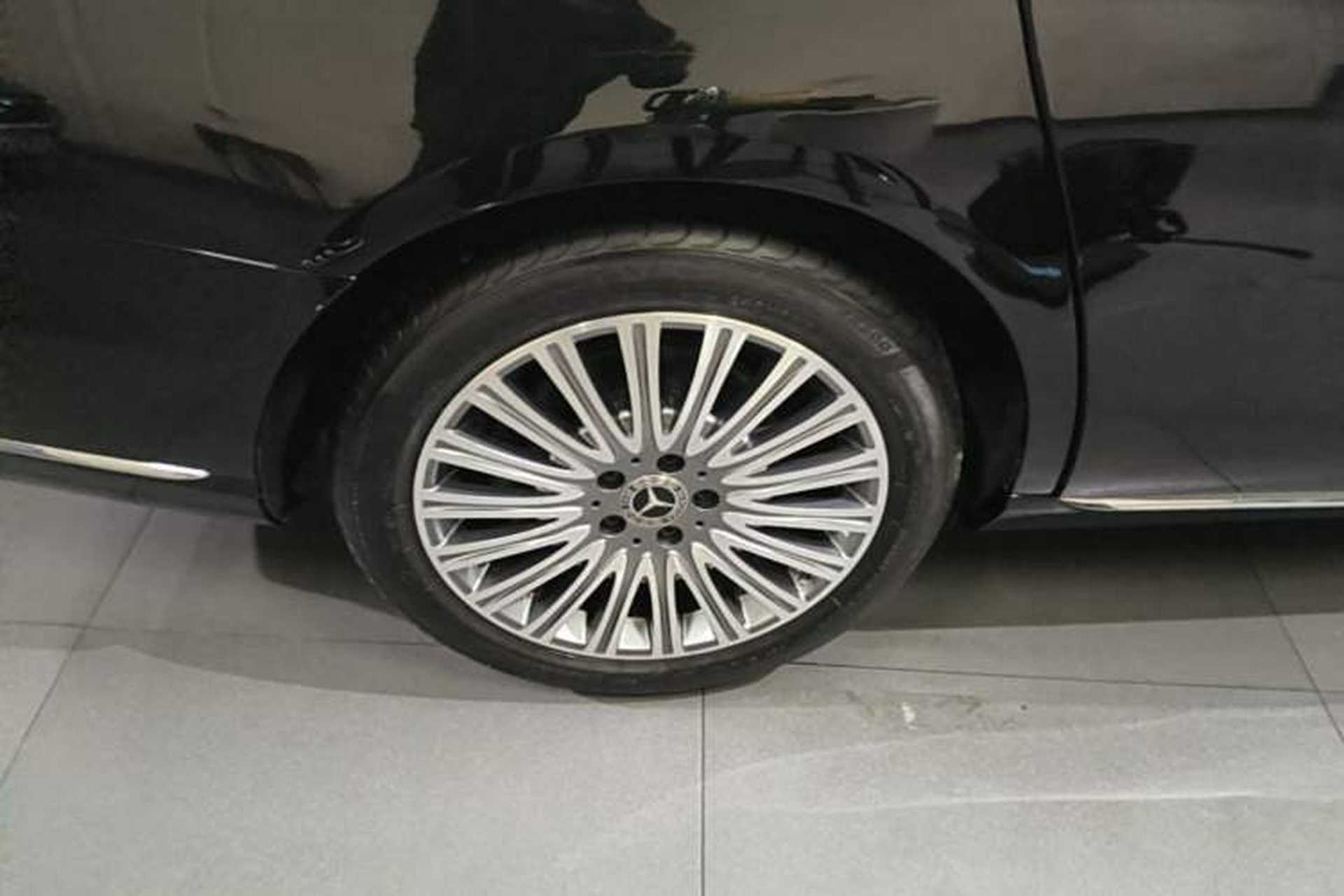 Used Mercedes-Benz E-Class 2020 E 300 L Stylish Model Right Rear Wheel Hub