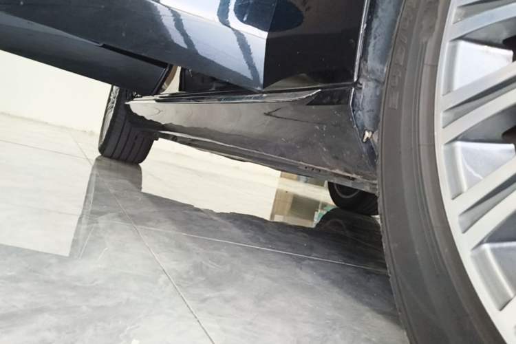 Used Mercedes-Benz E-Class 2020 Restyled E 300 L Exclusive Edition Right Side Sill