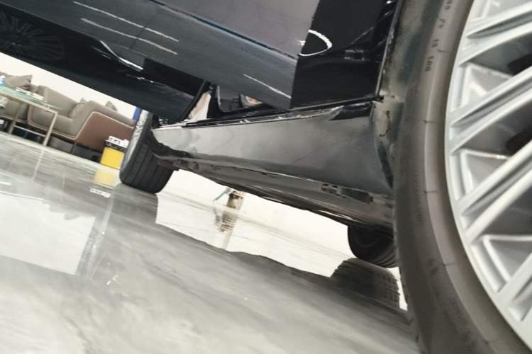Used Mercedes-Benz E-Class 2020 Restyled E 300 L Exclusive Edition Right Side Sill