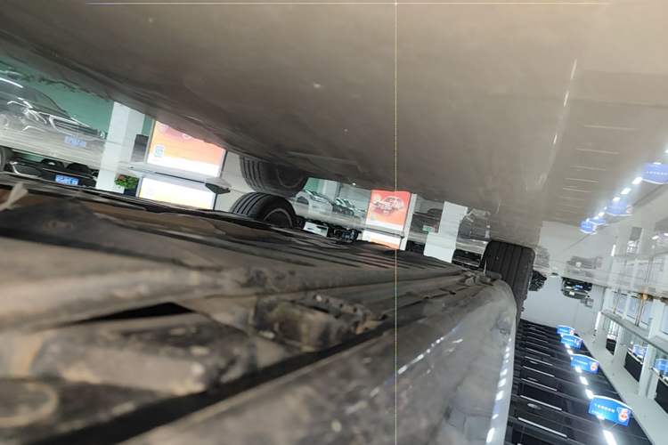 Used Mercedes-Benz E-Class 2020 E 300 L Stylish Model Right Side Sill