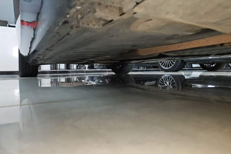 Used Mercedes-Benz E-Class 2020 E 260 L Right Side Sill