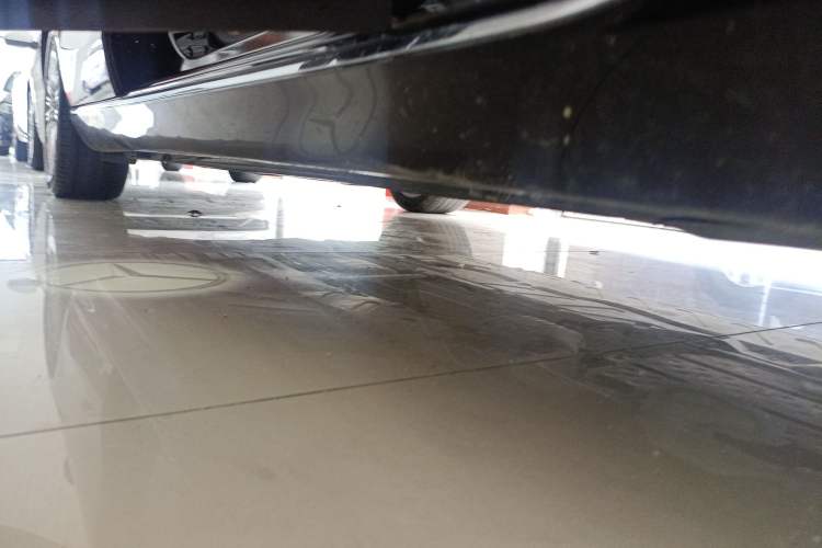 Used Mercedes-Benz E-Class 2020 Restyled E 300 L Exclusive Edition Right Side Sill