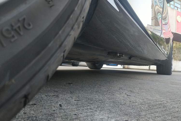 Used Mercedes-Benz E-Class 2020 E 260 L Right Side Sill