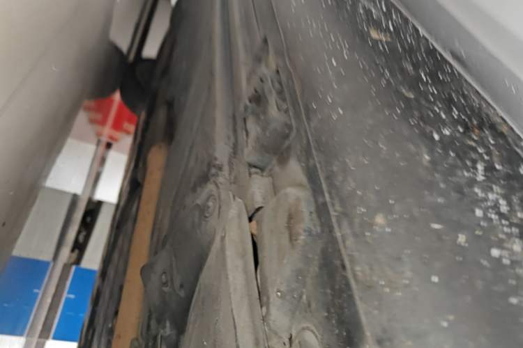 Used Mercedes-Benz E-Class 2020 E 300 L Stylish Model Right Side Sill
