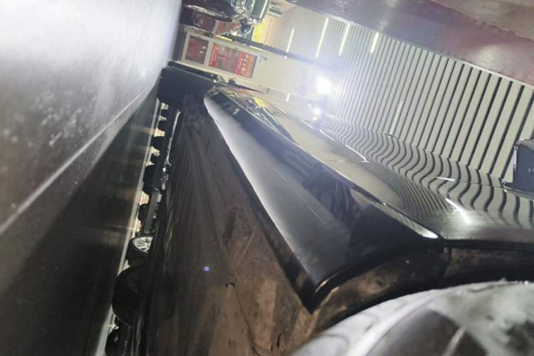 Used Mercedes-Benz E-Class 2020 E 300 L Stylish Model Right Side Sill