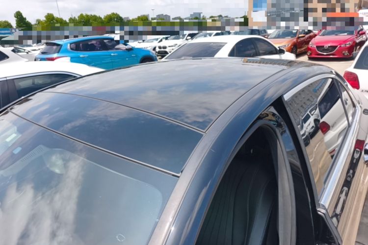 Used Mercedes-Benz E-Class 2020 E 300 L Luxury Model Roof