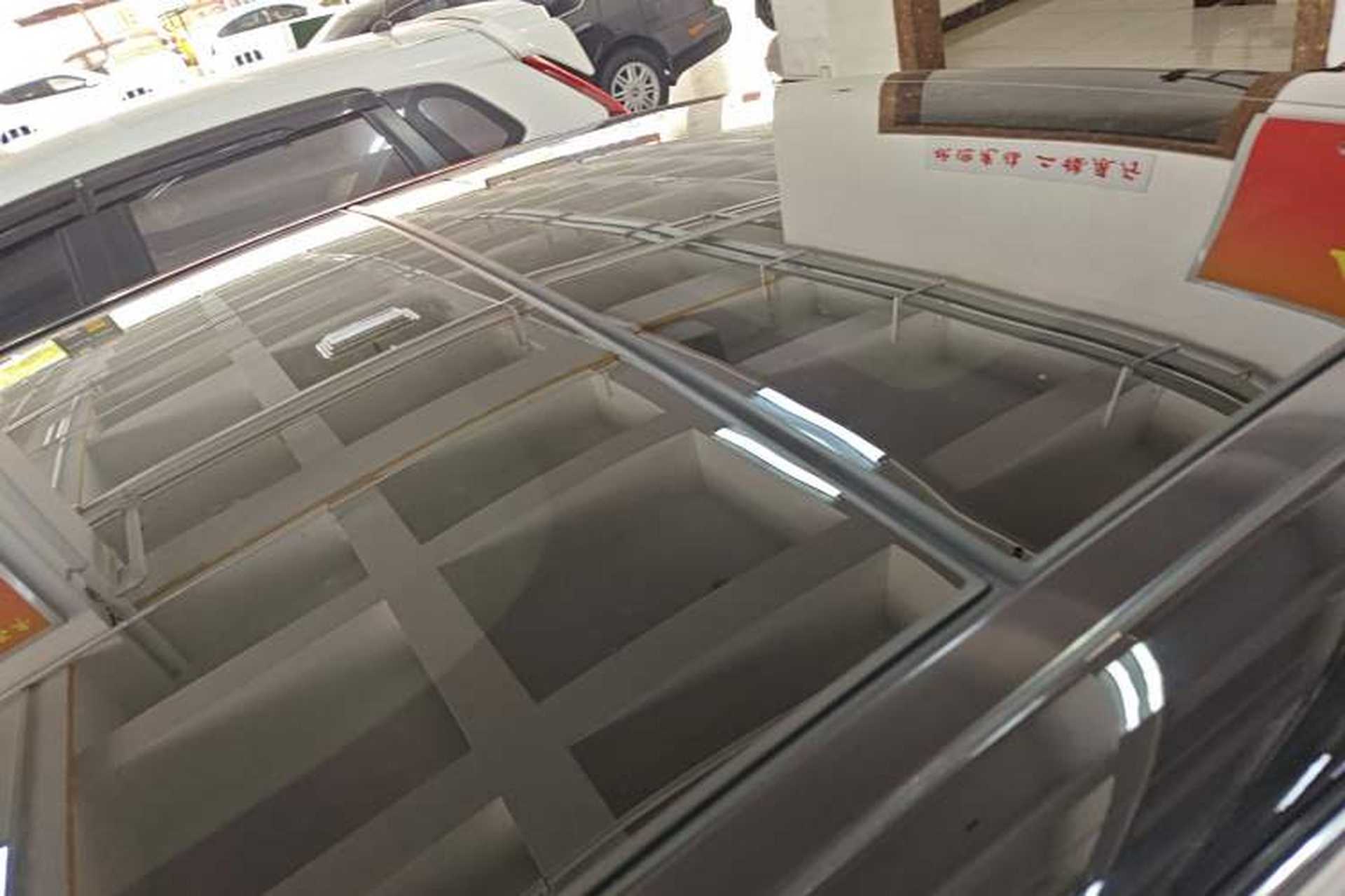 Used Mercedes-Benz E-Class 2020 E 300 L Sporty and Stylish Model Roof