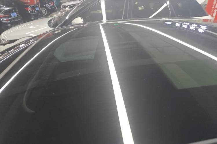 Used Mercedes-Benz E-Class 2020 E 300 L Luxury Model Roof