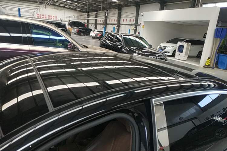 Used Mercedes-Benz E-Class 2020 Facelift E 260 L Roof