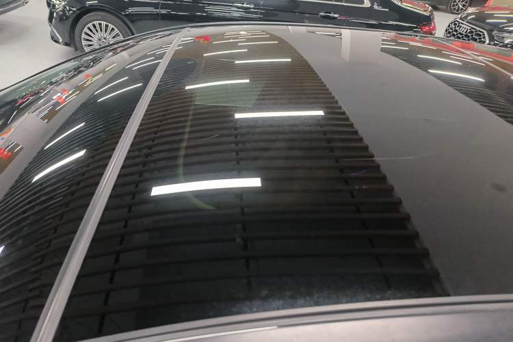 Used Mercedes-Benz E-Class 2020 Facelift E 300 L Stylish Edition Roof