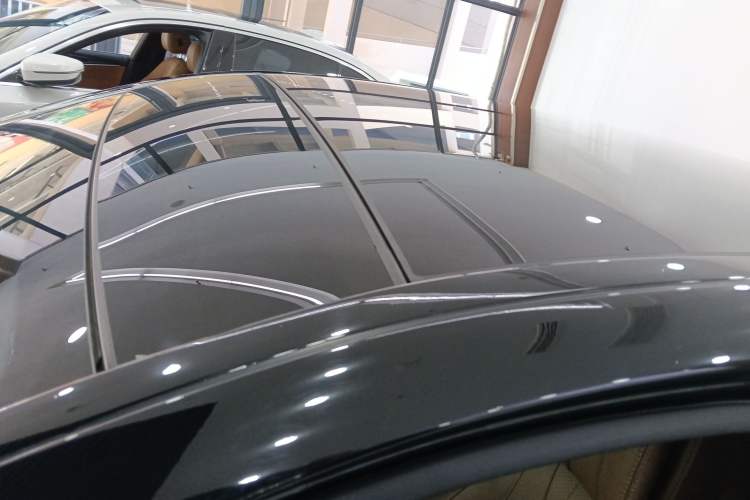 Used Mercedes-Benz E-Class 2020 E 260 L Roof