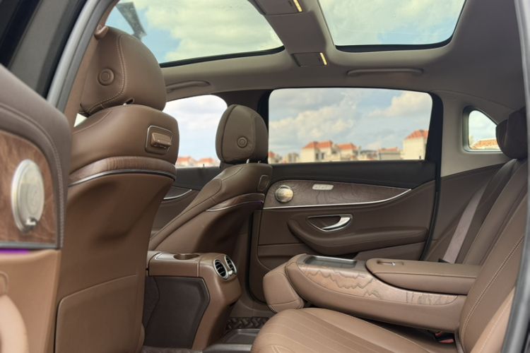 Used Mercedes-Benz E-Class 2020 E 300 L Stylish Model Roof