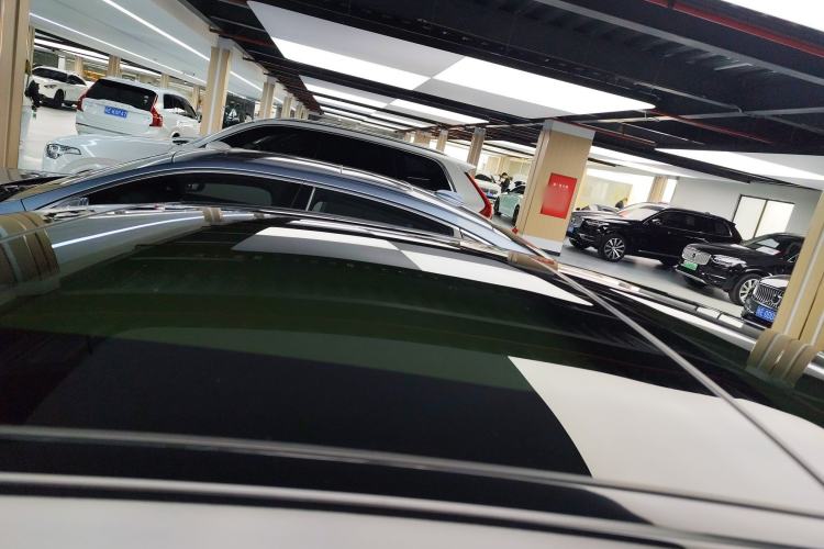 Used Mercedes-Benz E-Class 2020 E 300 L Luxury Model Roof